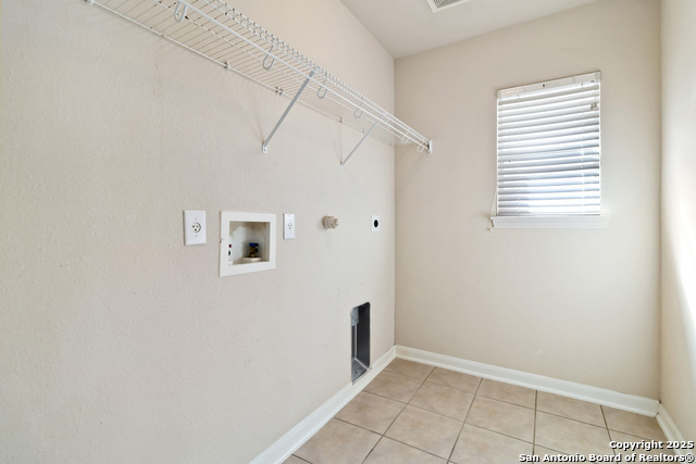 Image 23 of 33 For 23539 Enchanted Fall