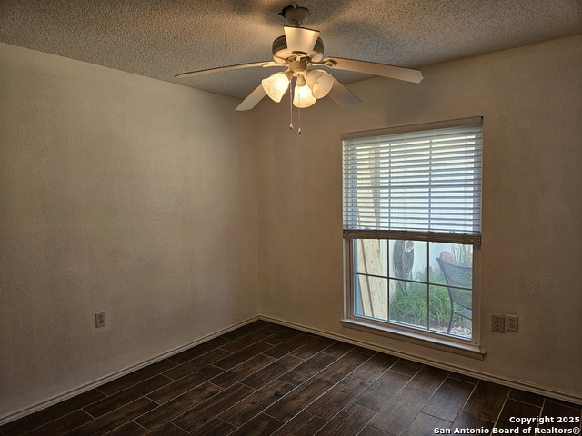 Image 13 of 20 For 5719 Fort Clinton St