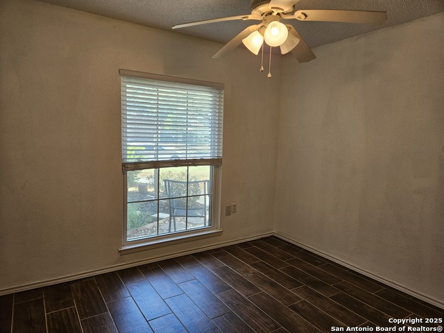 Image 14 of 20 For 5719 Fort Clinton St