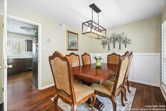 Image 13 of 30 For 6034 Royal Creek