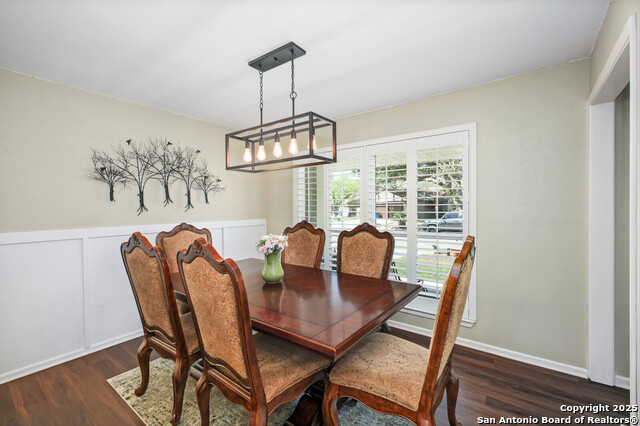 Image 14 of 30 For 6034 Royal Creek