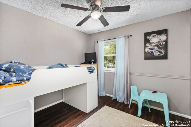 Image 23 of 30 For 6034 Royal Creek