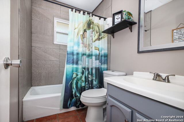 Image 24 of 30 For 6034 Royal Creek