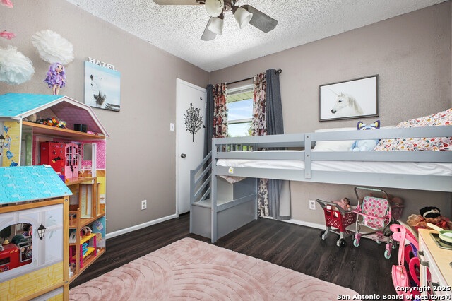 Image 25 of 30 For 6034 Royal Creek