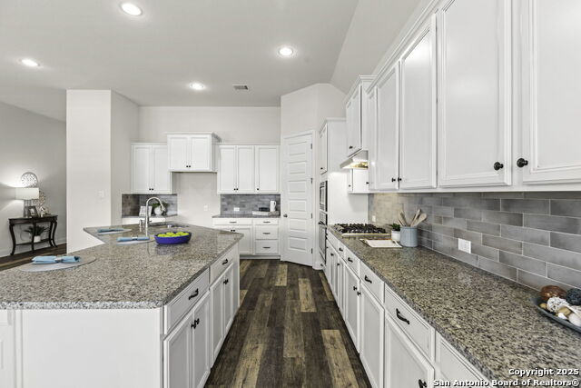 Image 10 of 32 For 218 Sigel Ave