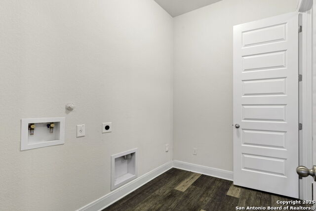 Image 20 of 32 For 218 Sigel Ave