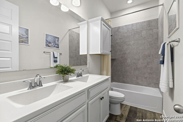 Image 22 of 32 For 218 Sigel Ave