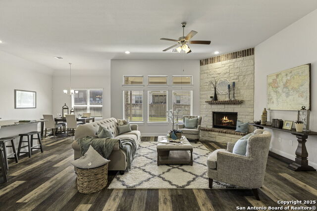 Image 5 of 32 For 218 Sigel Ave