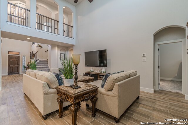 Listing photo id 14 for 2564 Ayers