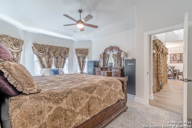 Listing photo id 16 for 2564 Ayers