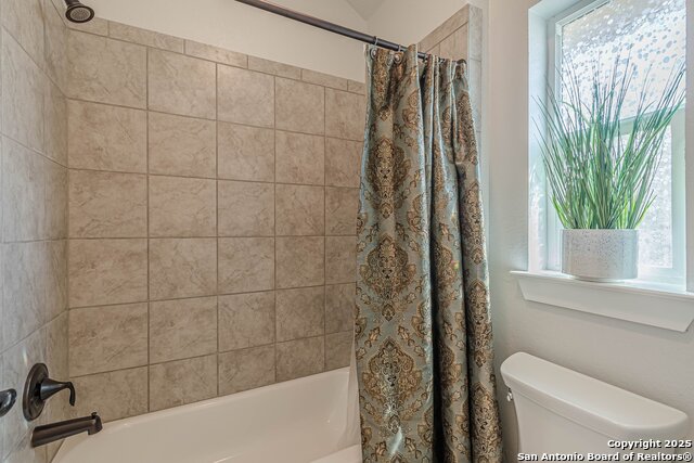 Listing photo id 33 for 2564 Ayers