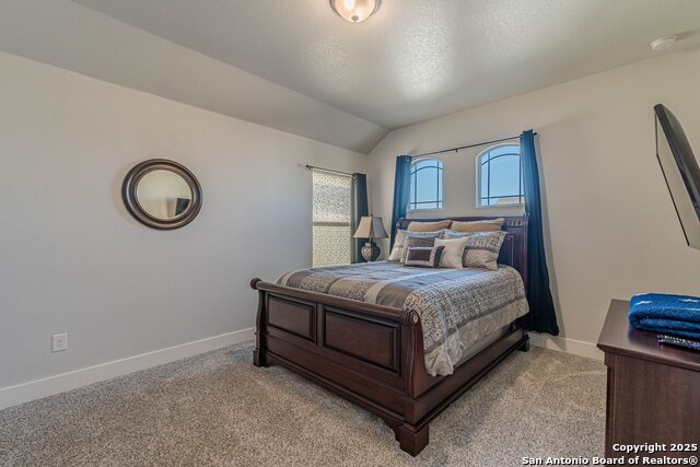 Listing photo id 35 for 2564 Ayers