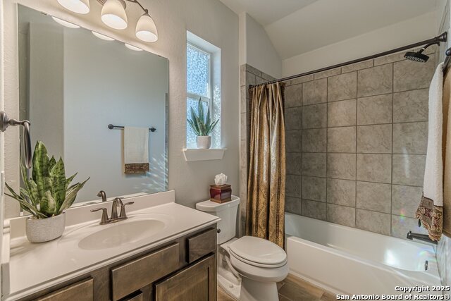 Listing photo id 38 for 2564 Ayers
