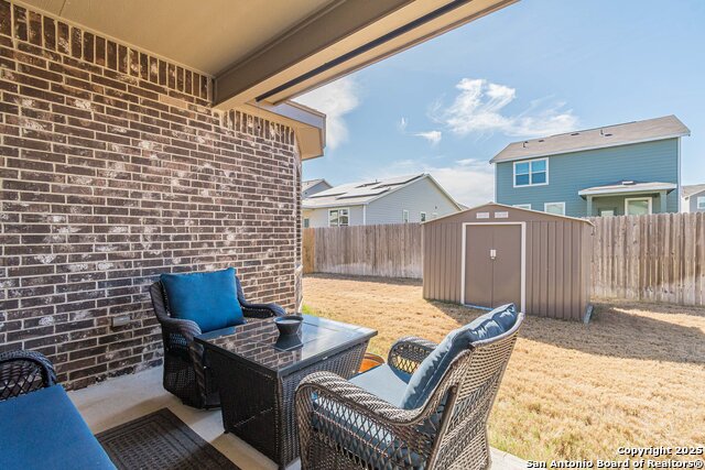 Listing photo id 41 for 2564 Ayers