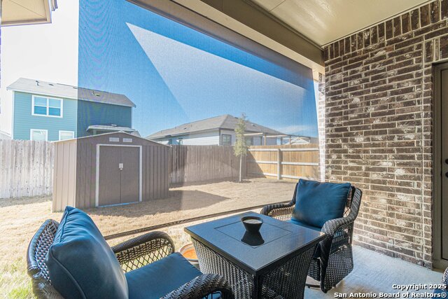 Listing photo id 42 for 2564 Ayers