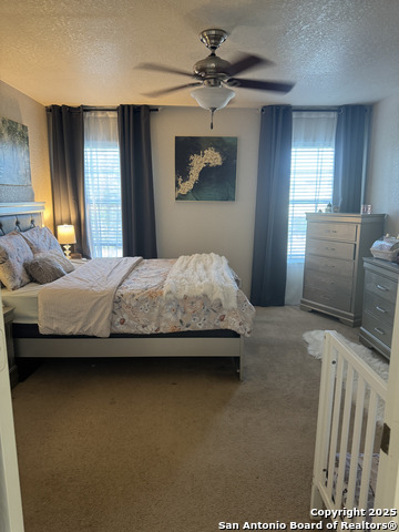 Listing photo id 16 for 5018 Royal Stable