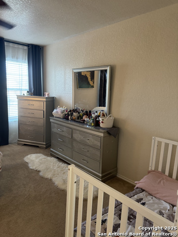 Listing photo id 17 for 5018 Royal Stable