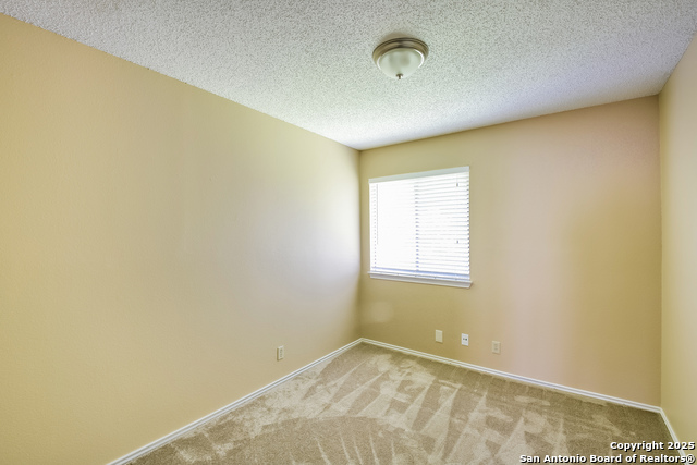 Image 11 of 17 For 7422 Pebblewood