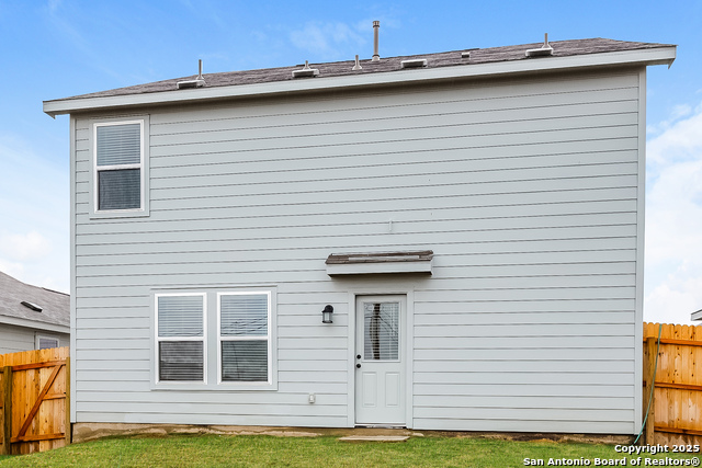 Image 14 of 17 For 1318 Kiskadee