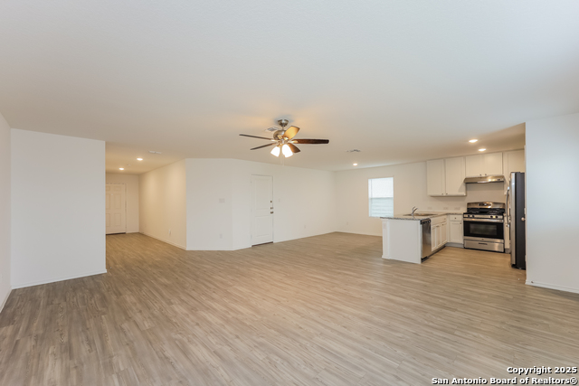 Image 3 of 17 For 1318 Kiskadee