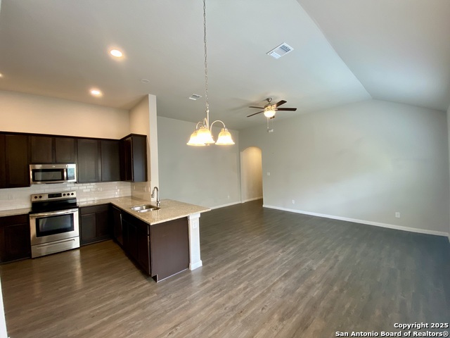 Image 4 of 14 For 612 Grayson Lane