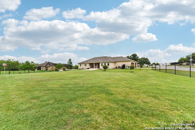 Listing photo id 37 for 138 Gable