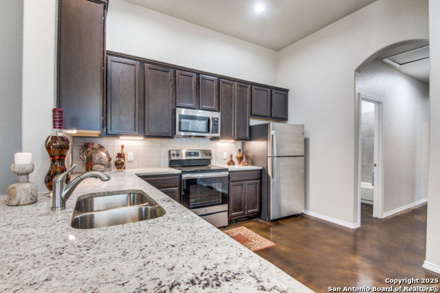 Image 5 of 20 For 1141 Burek Cross