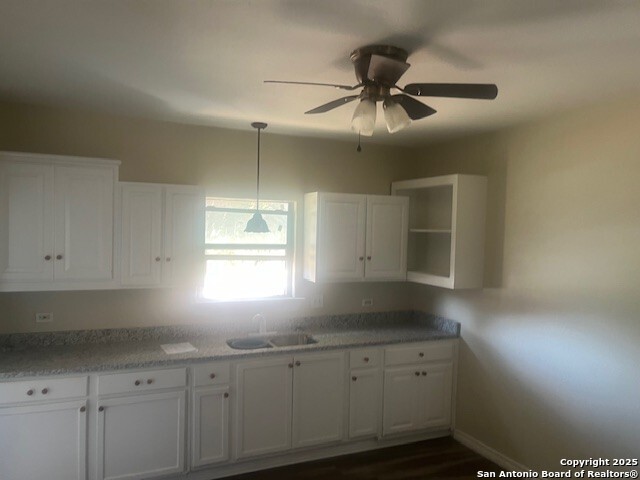 Listing photo id 4 for 1401 Trinity N