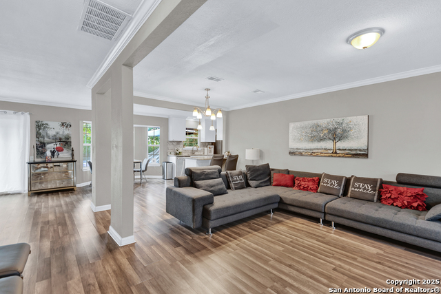 Image 3 of 18 For 3500 Lakefield