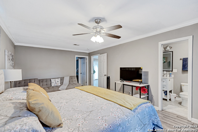 Image 8 of 18 For 3500 Lakefield