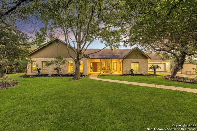 Details for 810 Bluff Ridge, New Braunfels, TX 78132