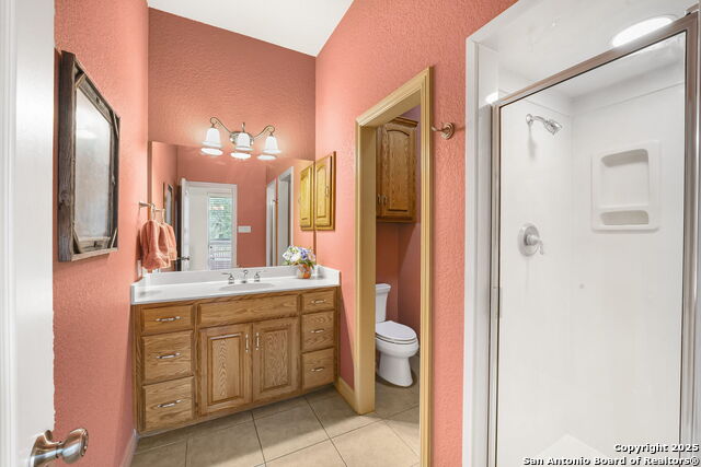 Listing photo id 20 for 810 Bluff Ridge