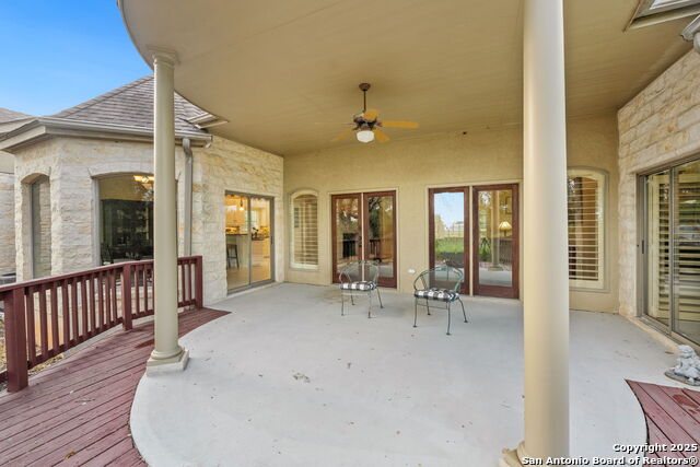Listing photo id 29 for 810 Bluff Ridge
