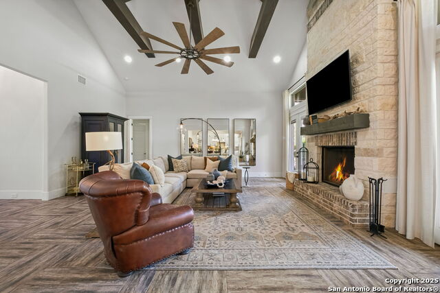 Listing photo id 8 for 967 Belle Oaks Blvd
