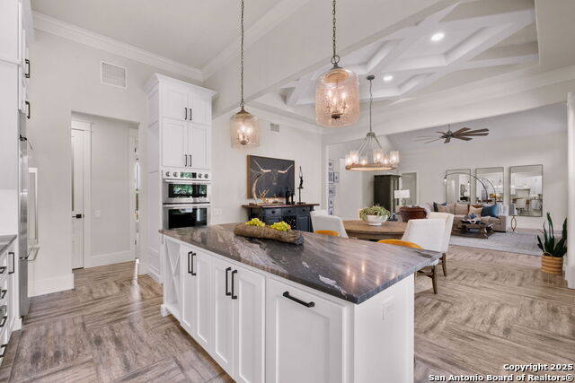 Listing photo id 16 for 967 Belle Oaks Blvd