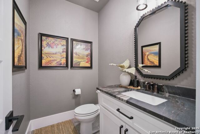 Listing photo id 18 for 967 Belle Oaks Blvd