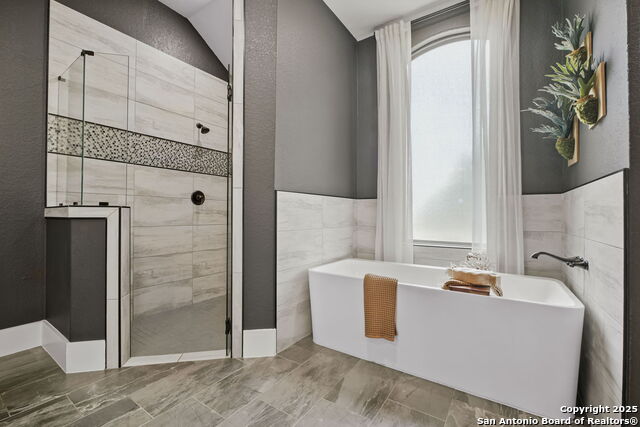 Listing photo id 23 for 967 Belle Oaks Blvd