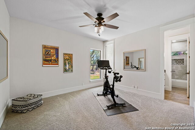 Listing photo id 27 for 967 Belle Oaks Blvd