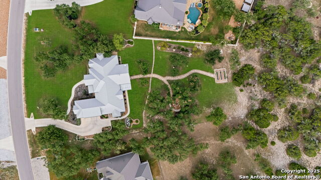 Listing photo id 58 for 967 Belle Oaks Blvd