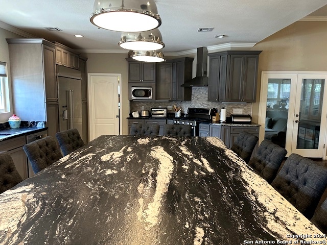 Listing photo id 8 for 13 Thornhurst