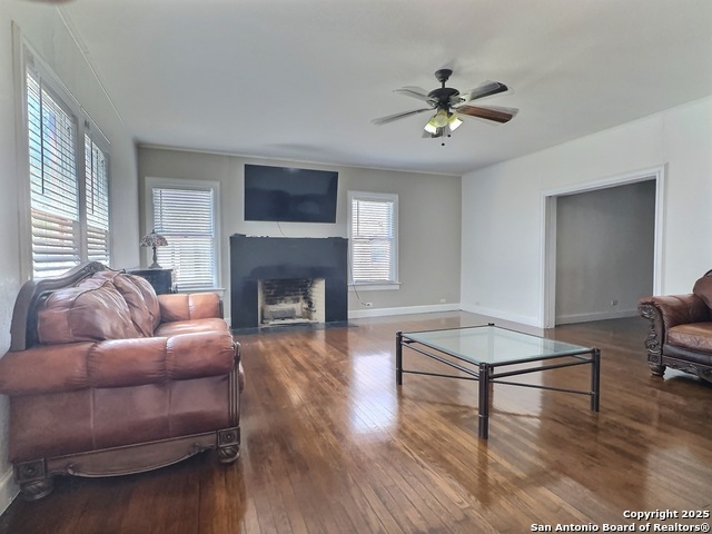 Image 2 of 13 For 119 Ridgewood E 1