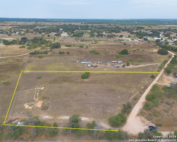 Image 3 of 18 For 3074 Mathis Lane