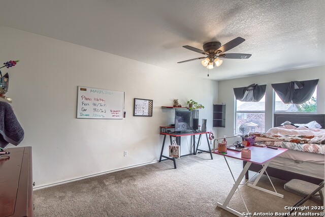 Listing photo id 20 for 3652 Honey Mdw
