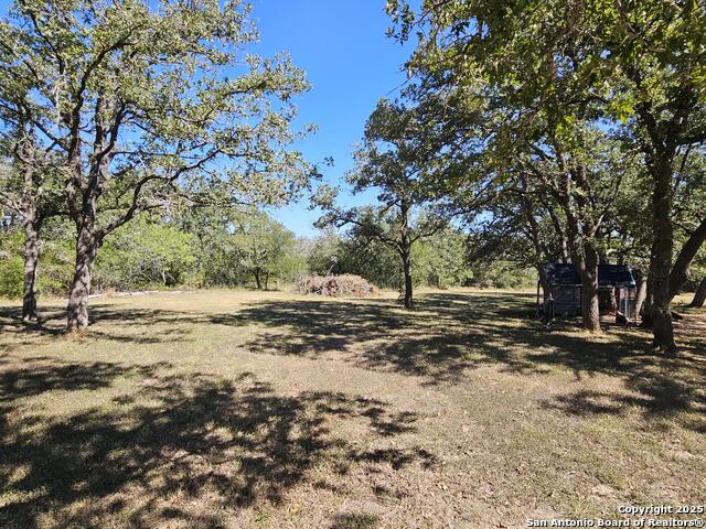 Listing photo id 9 for 530 Indian Springs