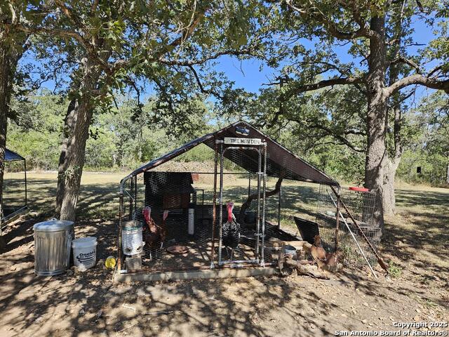Listing photo id 6 for 530 Indian Springs