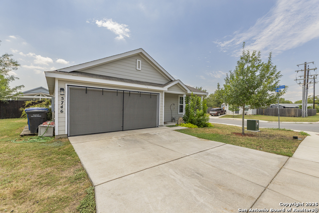 Image 3 of 20 For 5746 Elm Valley