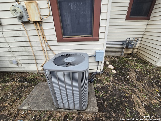 Image 21 of 22 For 1919 Steves  