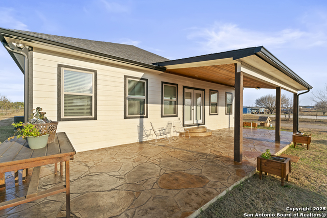 Image 31 of 37 For 16851 Griffin Rd #2