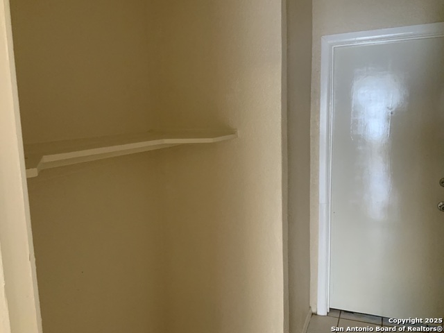Image 2 of 19 For 4423 Hickory Hill Dr