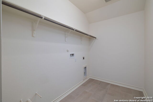 Image 34 of 39 For 552 Chinkapin